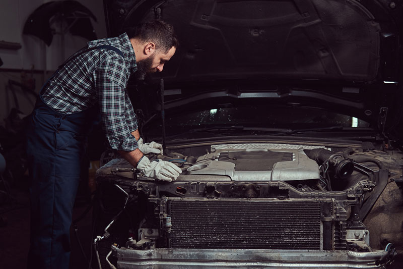 Engine Overheating Explained: Causes, Symptoms, and Consequences